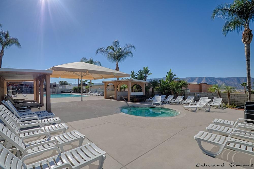 Econo Lodge Lake Elsinore Casino Exterior photo